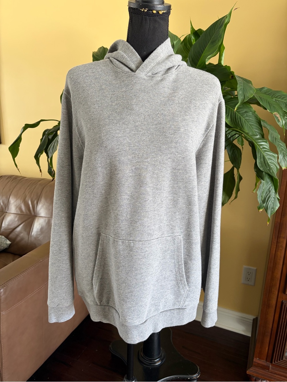 Daniel Hechter gray pullover hoodie - Medium